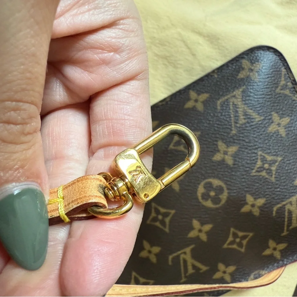 Authentic Louis Vuitton Neverfull MM - Picture 13 of 14